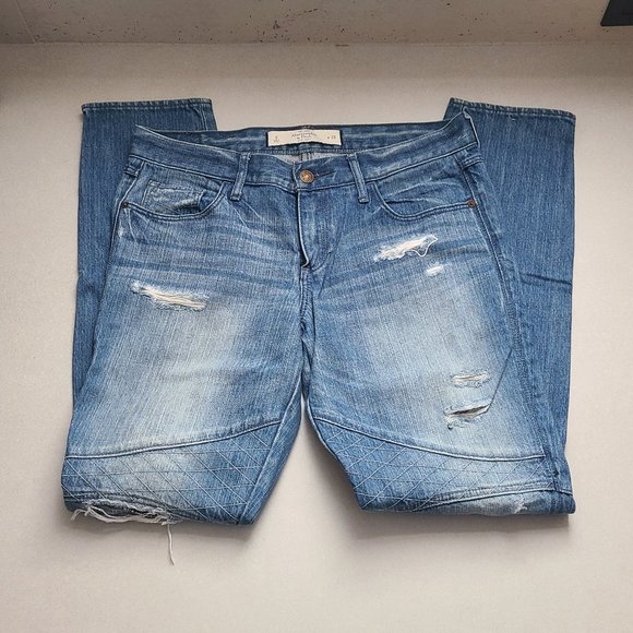 Abercrombie & Fitch Denim - Abercrombie & Fitch Ripped Jeans, Size 6